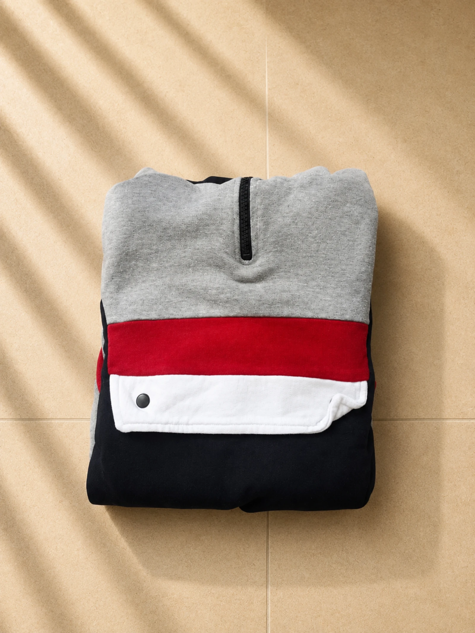 Sudadera Marc La Maison Blaggio con capucha